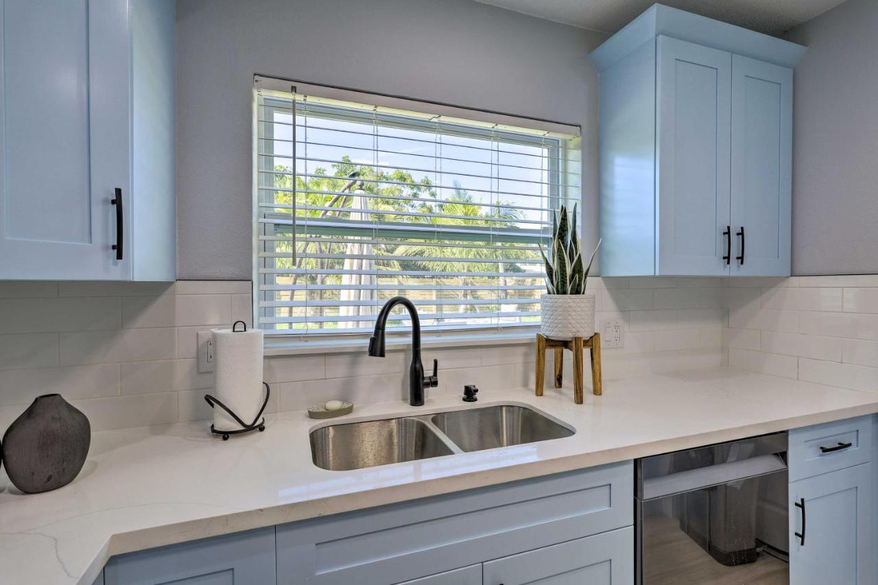 Beach House With Outdoor Kitchen, Walk To Coast Cocoa Beach Buitenkant foto