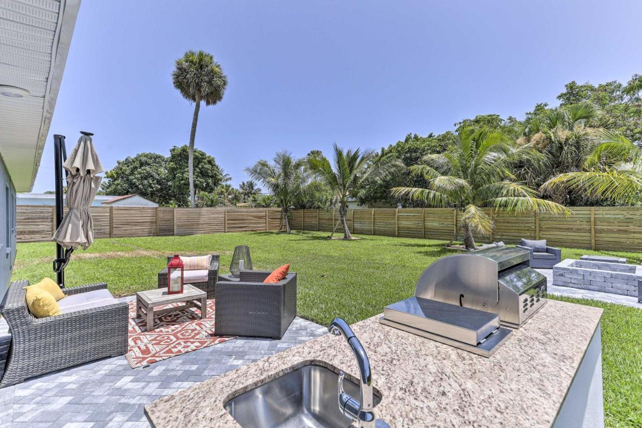 Beach House With Outdoor Kitchen, Walk To Coast Cocoa Beach Buitenkant foto